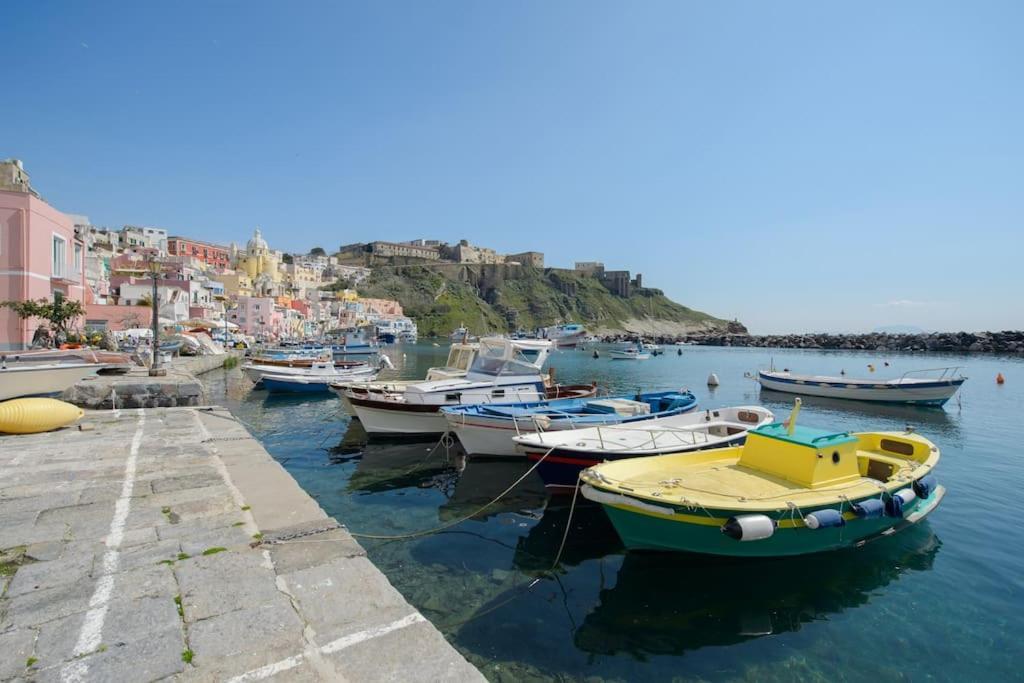 Casa Sottorar - Loft Open Space In Corricella Procida Ngoại thất bức ảnh